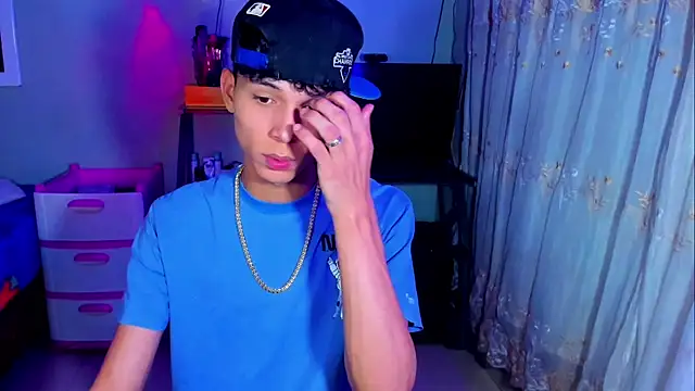 Snapshot of boyswantingplay chatting on 02.24.26 boyswantingplay online show from 02.24.26