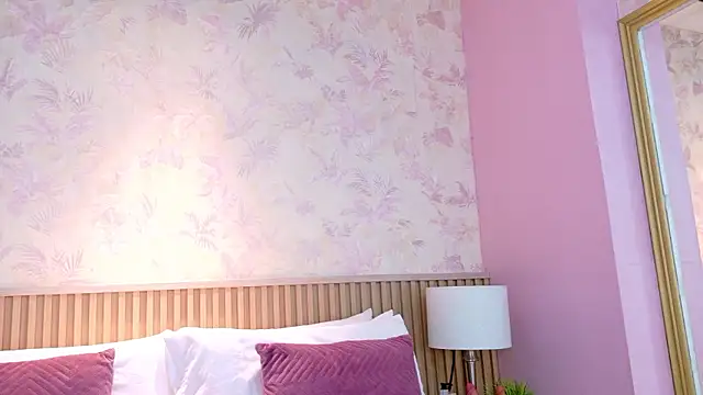 AdelineJhones online show from 01.12.26