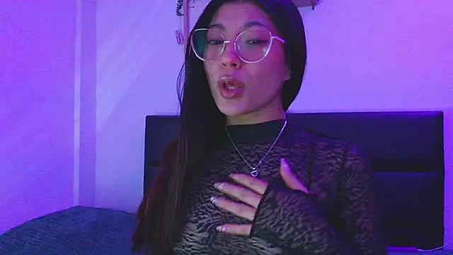 LissyM online show from 12.22.25