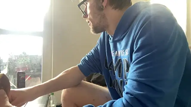 StephPra94 online show from 05.11.26