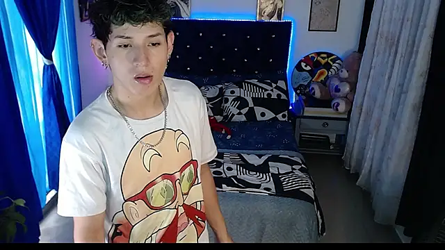 Snapshot of Yorsamm_and_friends chatting on 11.02.25 Yorsamm and friends online show from 11.02.25