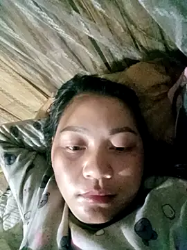 Snapshot of giahan-00 chatting on 12.02.25 giahan-00 online show from 12.02.25