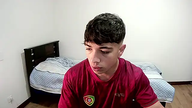 Snapshot of JUSTIN_JHONS chatting on 11.07.25 JUSTIN JHONS online show from 11.07.25