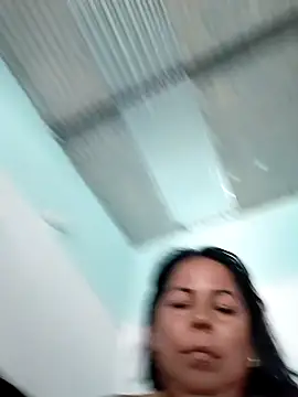 Snapshot of mother2-divorced chatting on 10.23.25 mother2-divorced online show from 10.23.25