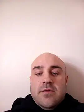 BulbasaurIsmettv online show from 02.09.26