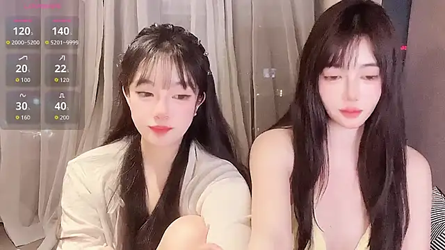 Snapshot of Follyise chatting on 02.06.26 Follyise online show from 02.06.26