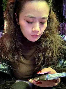 vivi-tara online show from 11.19.25