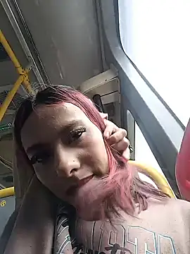 Emilyy-18 online show from 11.15.25