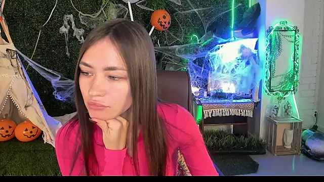 lollyrais online show from 10.25.25