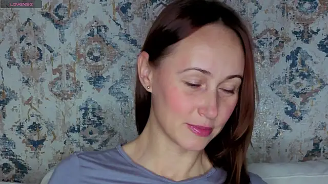 Snapshot of MissNatali_ chatting on 11.06.25 MissNatali online show from 11.06.25