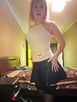 Snapshot of SelinaLovqx chatting on 02.10.26 SelinaLovqx online show from 02.10.26