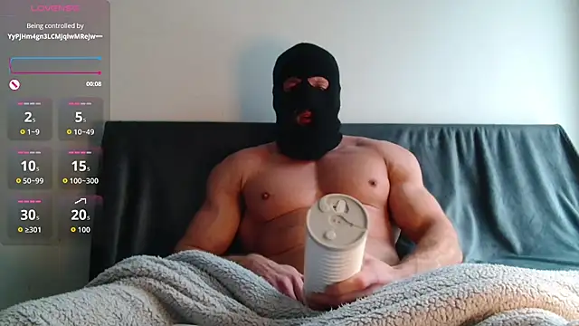 Masked Bull38 Uk online show from 11.03.25