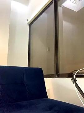 ladulceale online show from 10.27.25