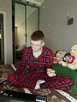 Snapshot of Cristian__Dior chatting on 02.07.26 Cristian Dior online show from 02.07.26