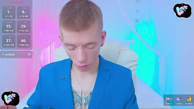 Snapshot of Cristian__Dior chatting on 02.07.26 Cristian Dior online show from 02.07.26