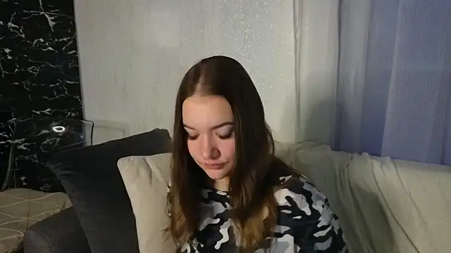 Biancka  online show from 11.24.25