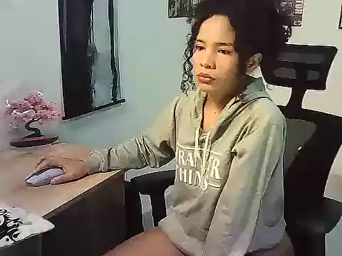 Gigi Scott  online show from 12.14.25