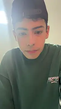 Sebastian Reed online show from 02.22.26