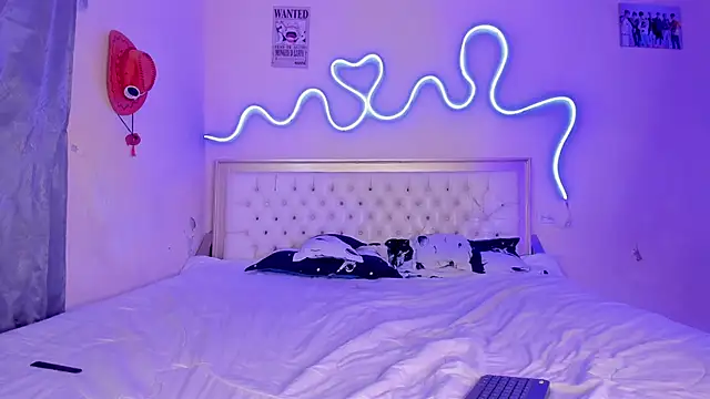 Snapshot of briana_hot03 chatting on 11.06.25 briana hot03 online show from 11.06.25