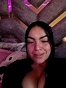 Snapshot of Nuvi_jonhs chatting on 11.11.25 Nuvi jonhs online show from 11.11.25