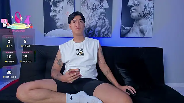 Snapshot of PabloCast_ chatting on 02.19.26 PabloCast online show from 02.19.26