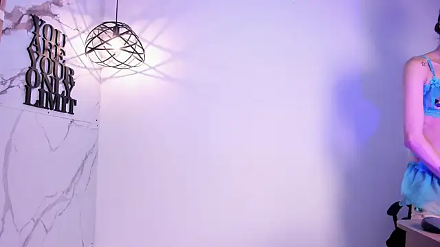 Snapshot of Violet-Storm- chatting on 11.25.25 Violet-Storm- online show from 11.25.25