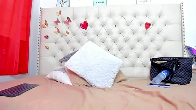 celena wonder online show from 04.15.26