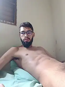 FerrariniHott online show from 11.04.25