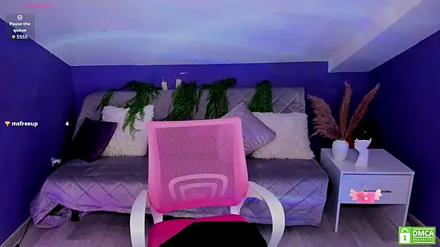 Snapshot of MadamMilly_ chatting on 11.15.25 MadamMilly online show from 11.15.25