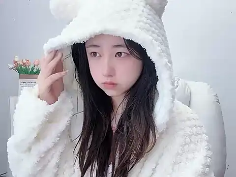 Snapshot of Love-hanzaizai718 chatting on 10.27.25 Love-hanzaizai718 online show from 10.27.25