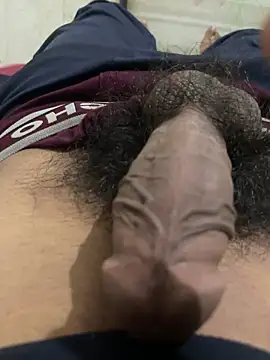 Snapshot of villainindian chatting on 10.27.25 villainindian online show from 10.27.25