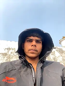 Snapshot of villainindian chatting on 11.25.25 villainindian online show from 11.25.25