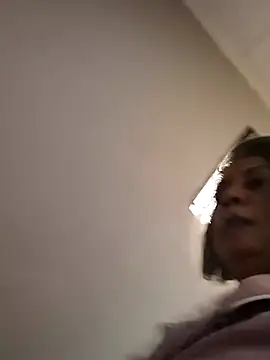 IndianLara online show from 11.15.25