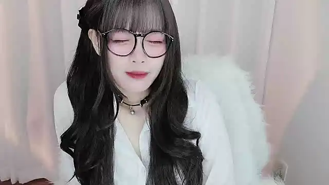 Snapshot of -zhuzhu-999- chatting on 06.11.26 -zhuzhu-999- online show from 06.11.26