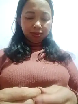 Snapshot of TRIEUTRIEU20 chatting on 02.04.26 TRIEUTRIEU20 online show from 02.04.26