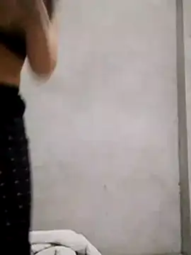 Snapshot of TRIEUTRIEU20 chatting on 02.25.26 TRIEUTRIEU20 online show from 02.25.26