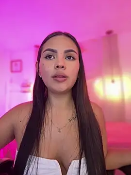 amber white15 online show from 02.26.26