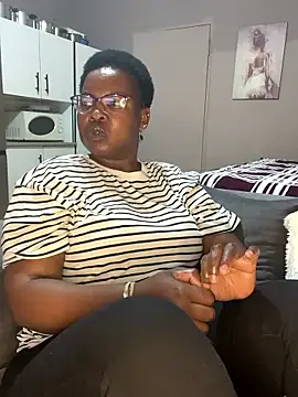 Snapshot of SweetCandy84 chatting on 01.16.26 SweetCandy84 online show from 01.16.26