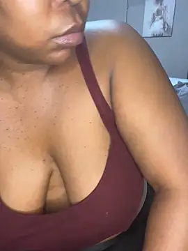 Snapshot of SweetCandy84 chatting on 02.13.26 SweetCandy84 online show from 02.13.26