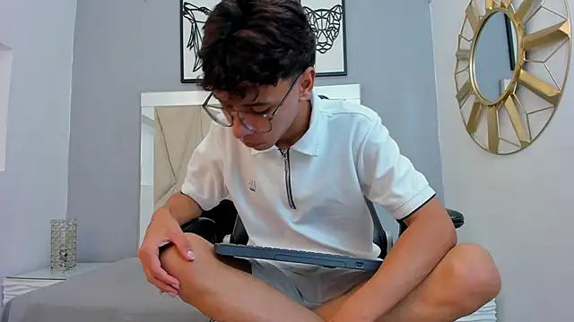 adams bobby online show from 12.20.25