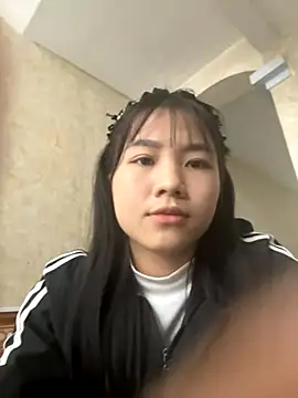 Ruby 68 online show from 12.04.25