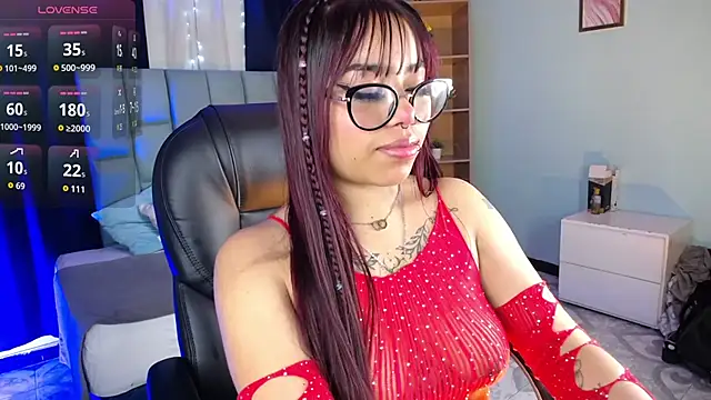 LittleNathy  online show from 10.29.25