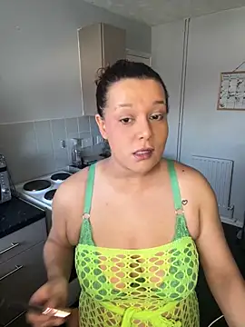 Snapshot of BubblesLovexox chatting on 02.22.26 BubblesLovexox online show from 02.22.26