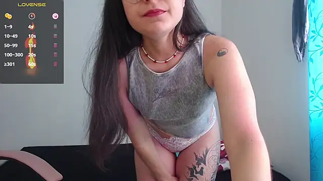 Vicky cristinax online show from 10.29.25