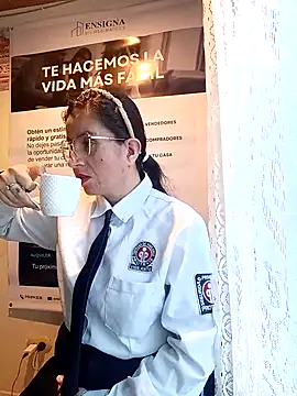 Snapshot of Valentina--1 chatting on 02.02.26 Valentina--1 online show from 02.02.26