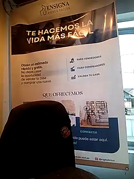 Snapshot of Valentina--1 chatting on 02.03.26 Valentina--1 online show from 02.03.26