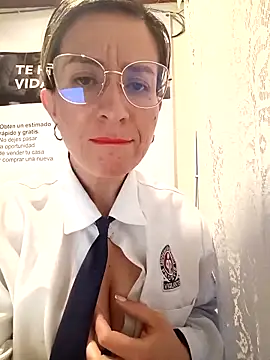 Snapshot of Valentina--1 chatting on 02.28.26 Valentina--1 online show from 02.28.26