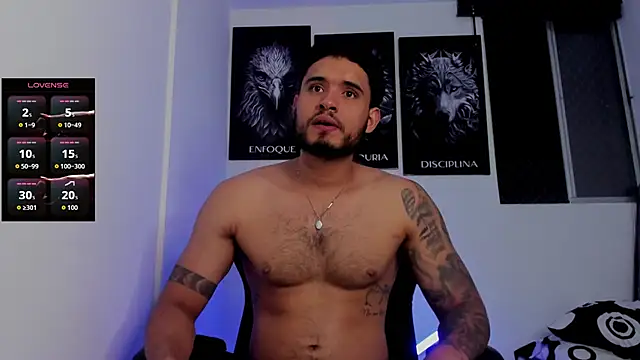 Snapshot of AUSTINN_TORRES chatting on 02.18.26 AUSTINN TORRES online show from 02.18.26