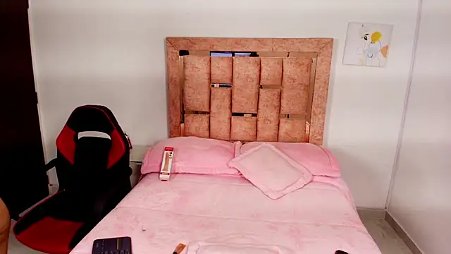 TamyMoon online show from 11.19.25