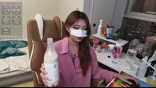 Milk Sola online show from 11.01.25